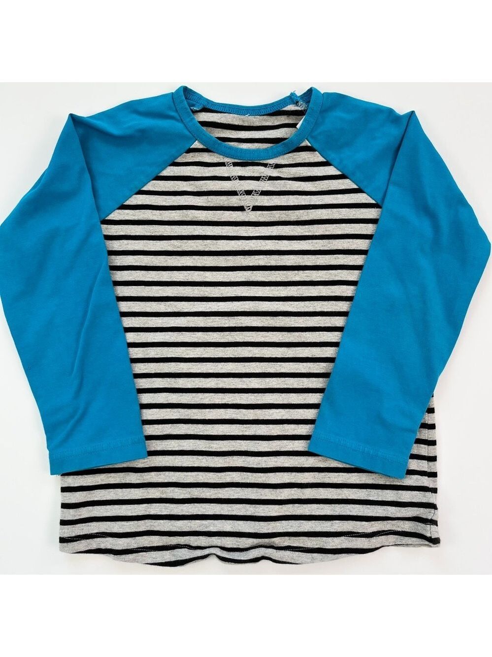 🇨🇦‎ Peekaboo Beans Blue and Gray Striped Kids Shirt